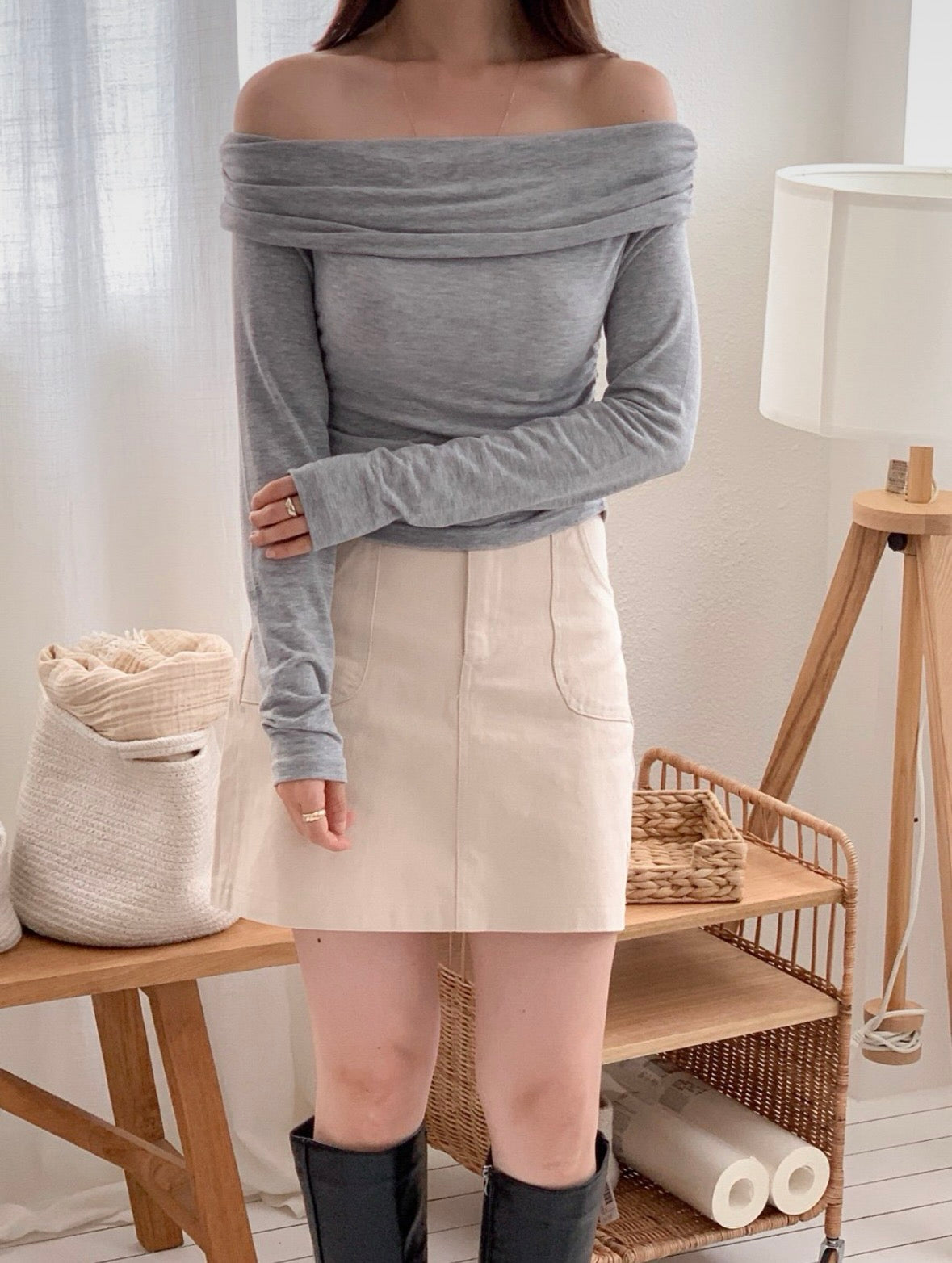 【基礎款一字領Top｜$99系列】 Basic Solid Ruched Side Off Shoulder Top