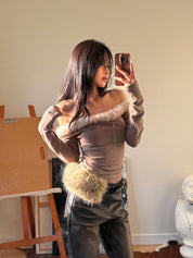 【千禧辣妹style🩶】Fluffy Melo Off Shoulder Top