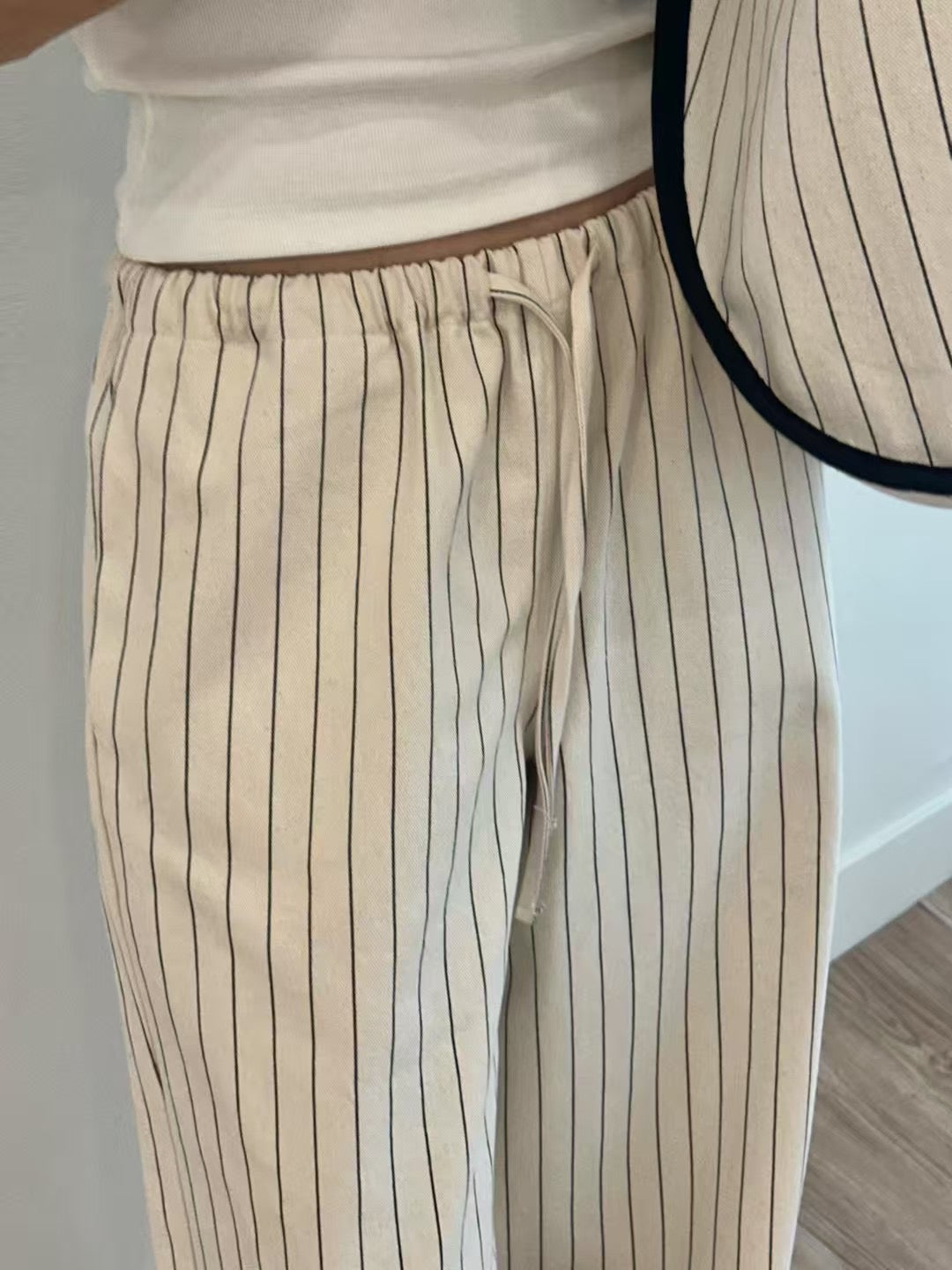 【顯腳長！知性直腳細條紋長褲】Striped Cozy Pants