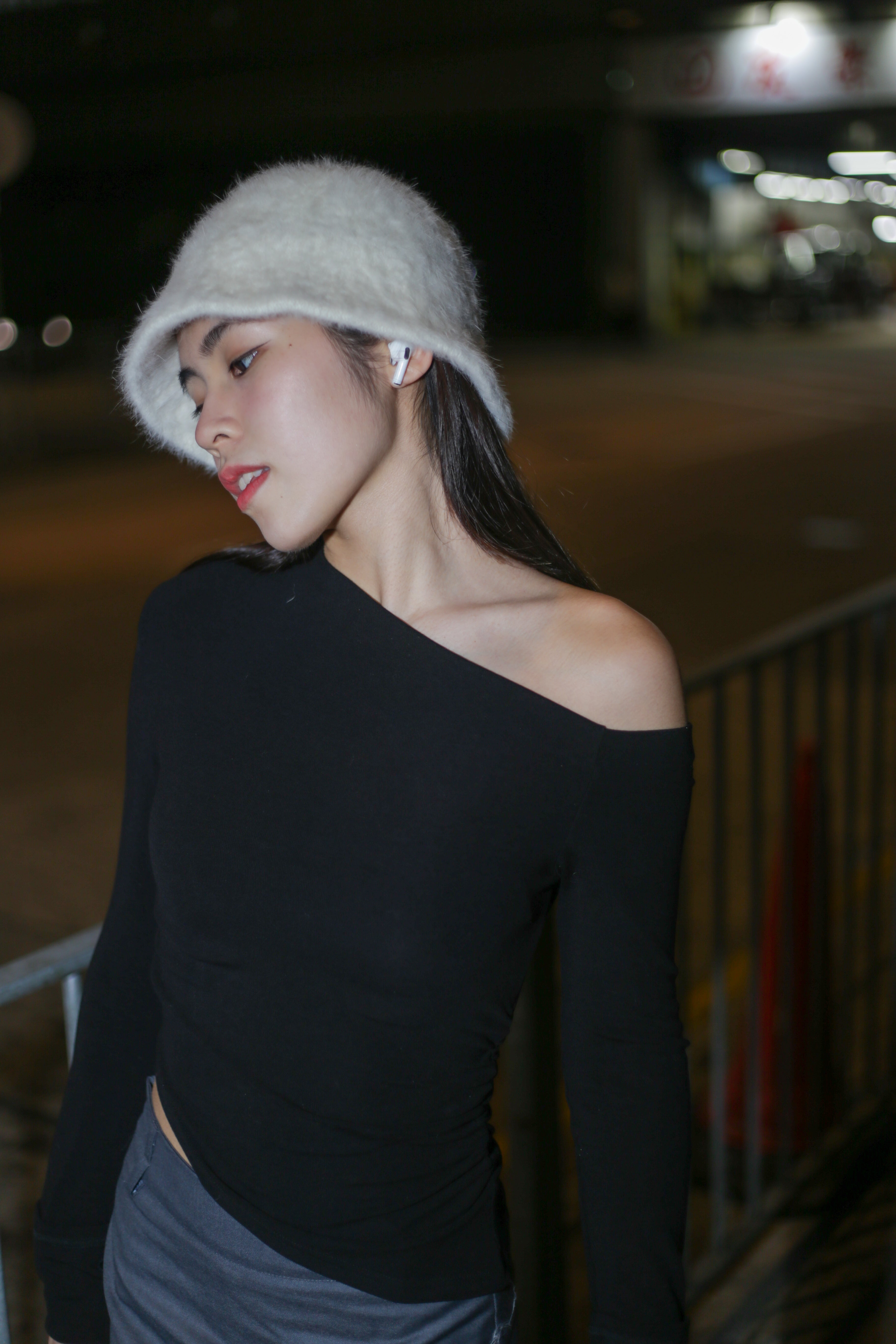 【小性感單肩Crop Top】Ruched Side Single Shoulder Long Sleeve Crop Top