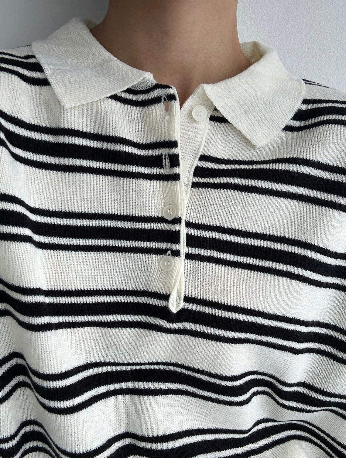 【🇰🇷韓國連線】Loose Fit Striped Collar T Shirt