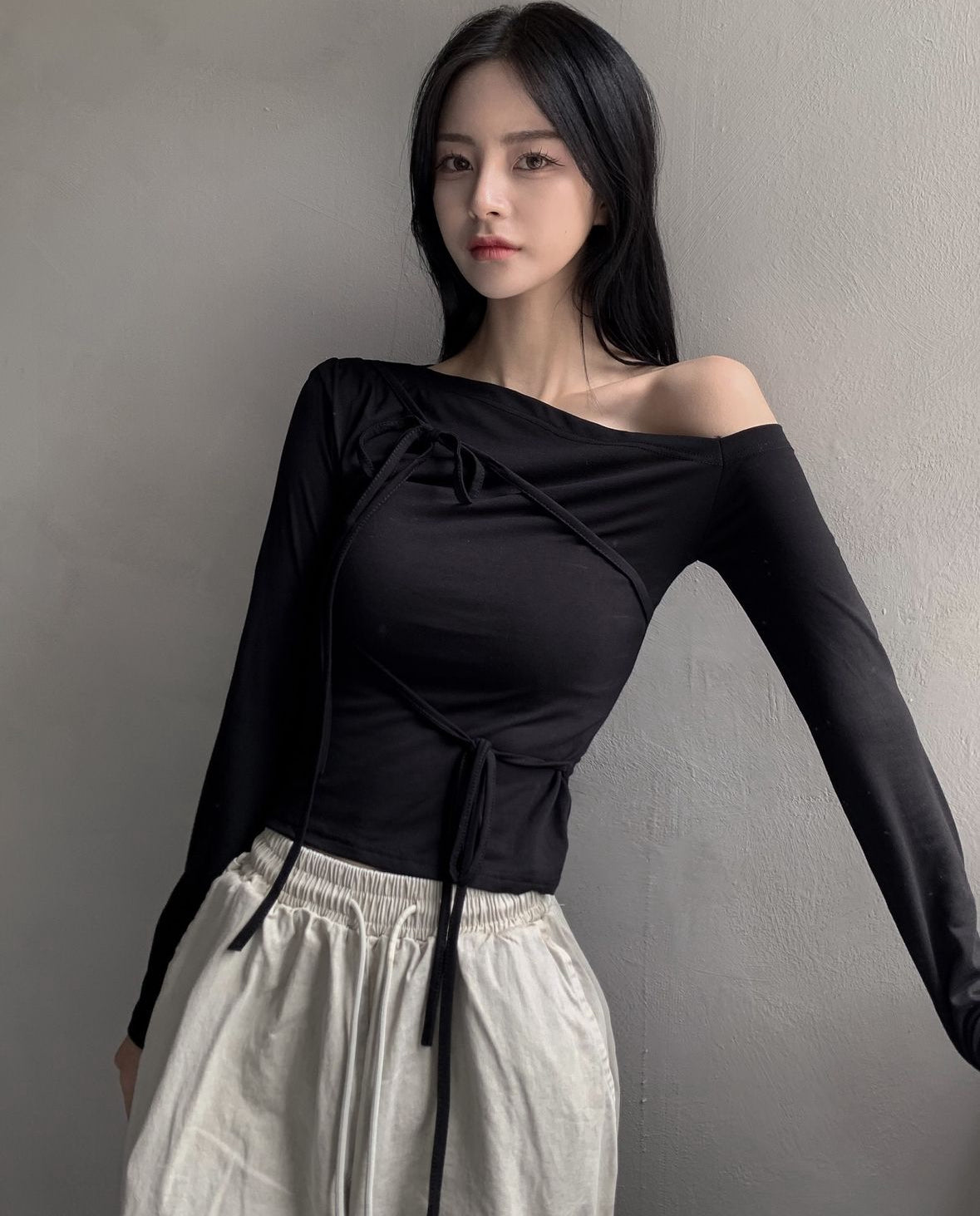 【FW24新款達陣！】Double Ribbon Single Shoulder Top