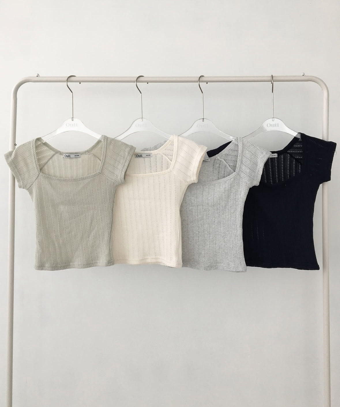 【方領氣質upupup!!!】Squared Neck Baby Crop Top