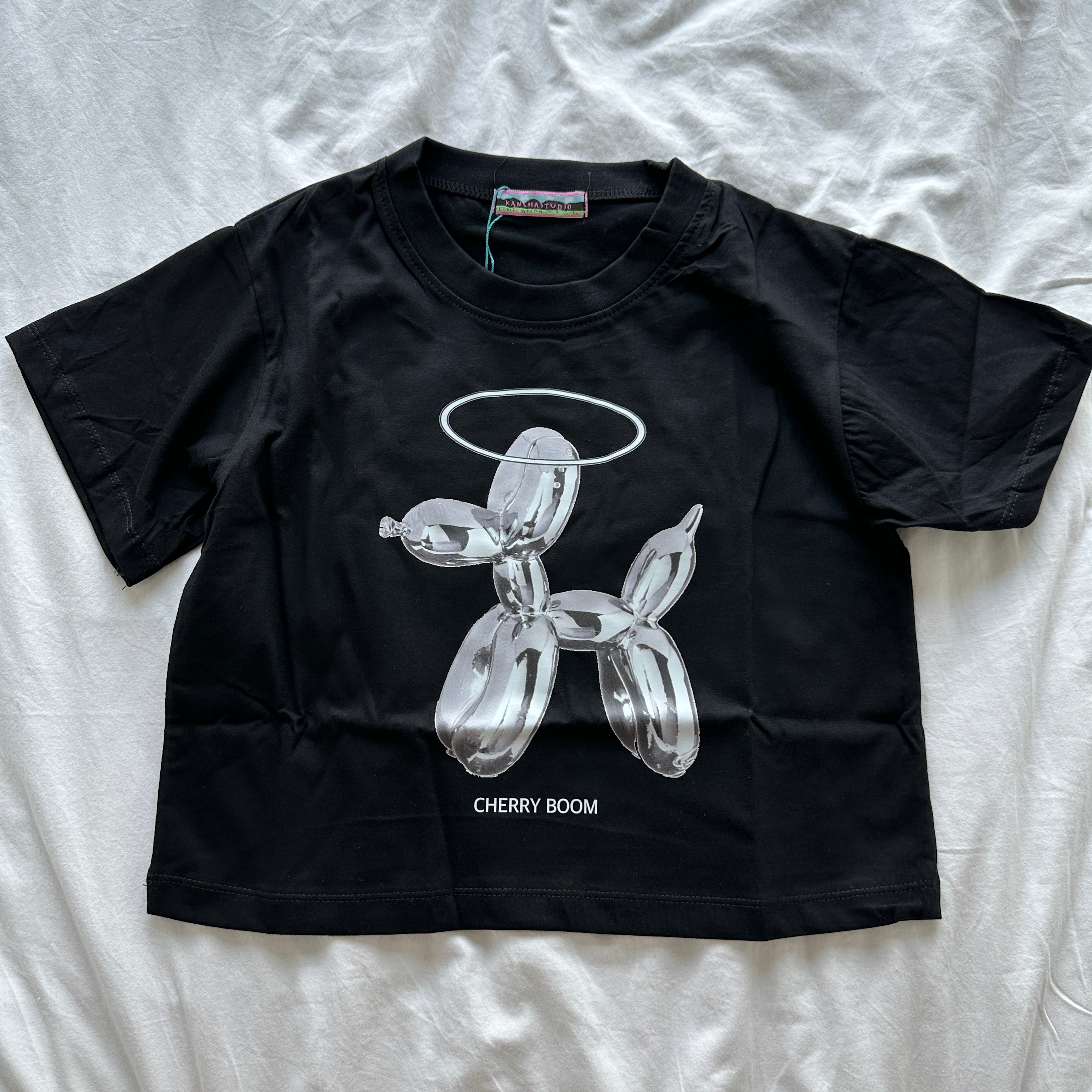 #T093 - Silvery Balloon Dog Crop Tee