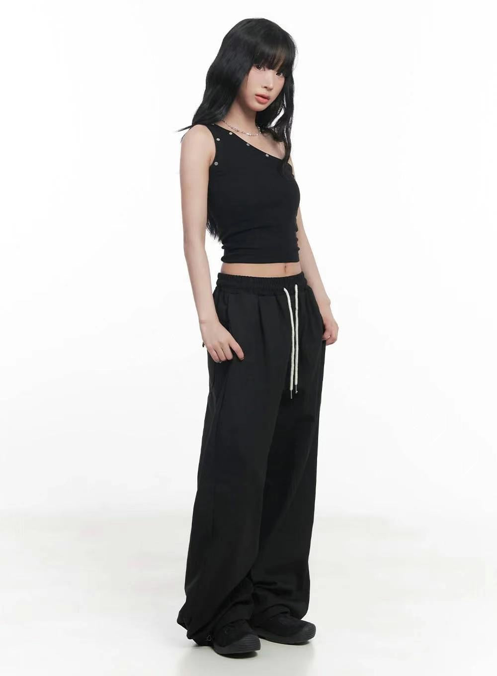 【單肩Crop Top!!】Single Shoulder Rivet Crop Top