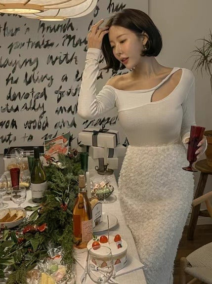 Solid Shoulder Cut Crop Top