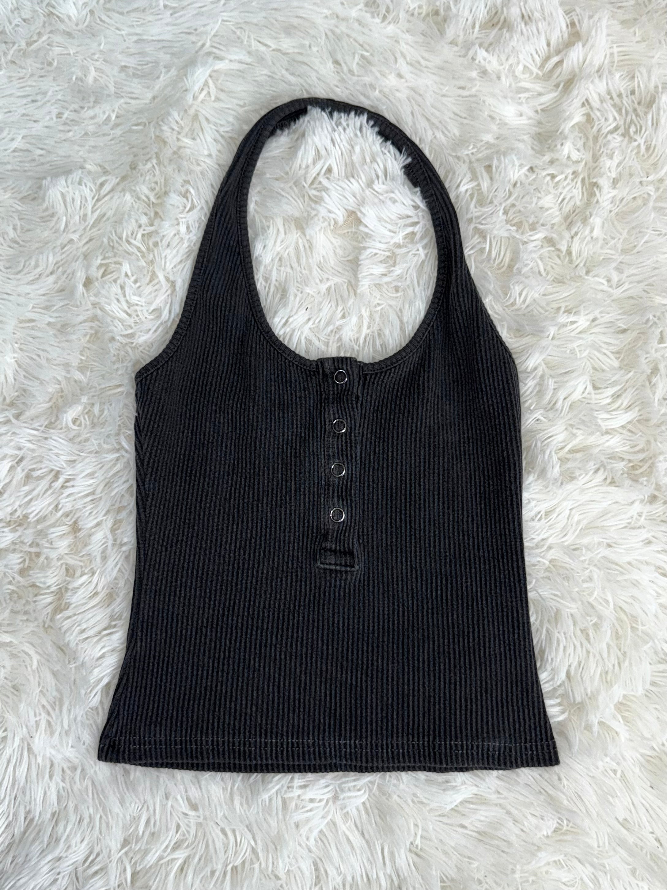 【夏日必備！清爽無束縛】Vintage Washed Button Front Halter Top