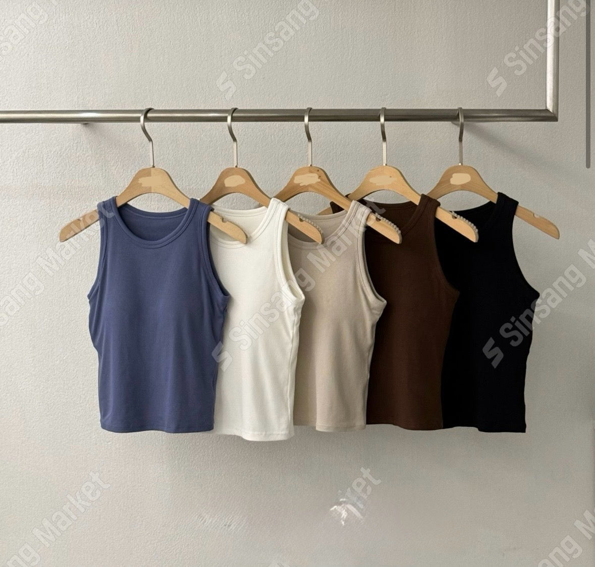 【✔️PAD｜收副乳設計】Basic Solid Tank Padded Bra Top