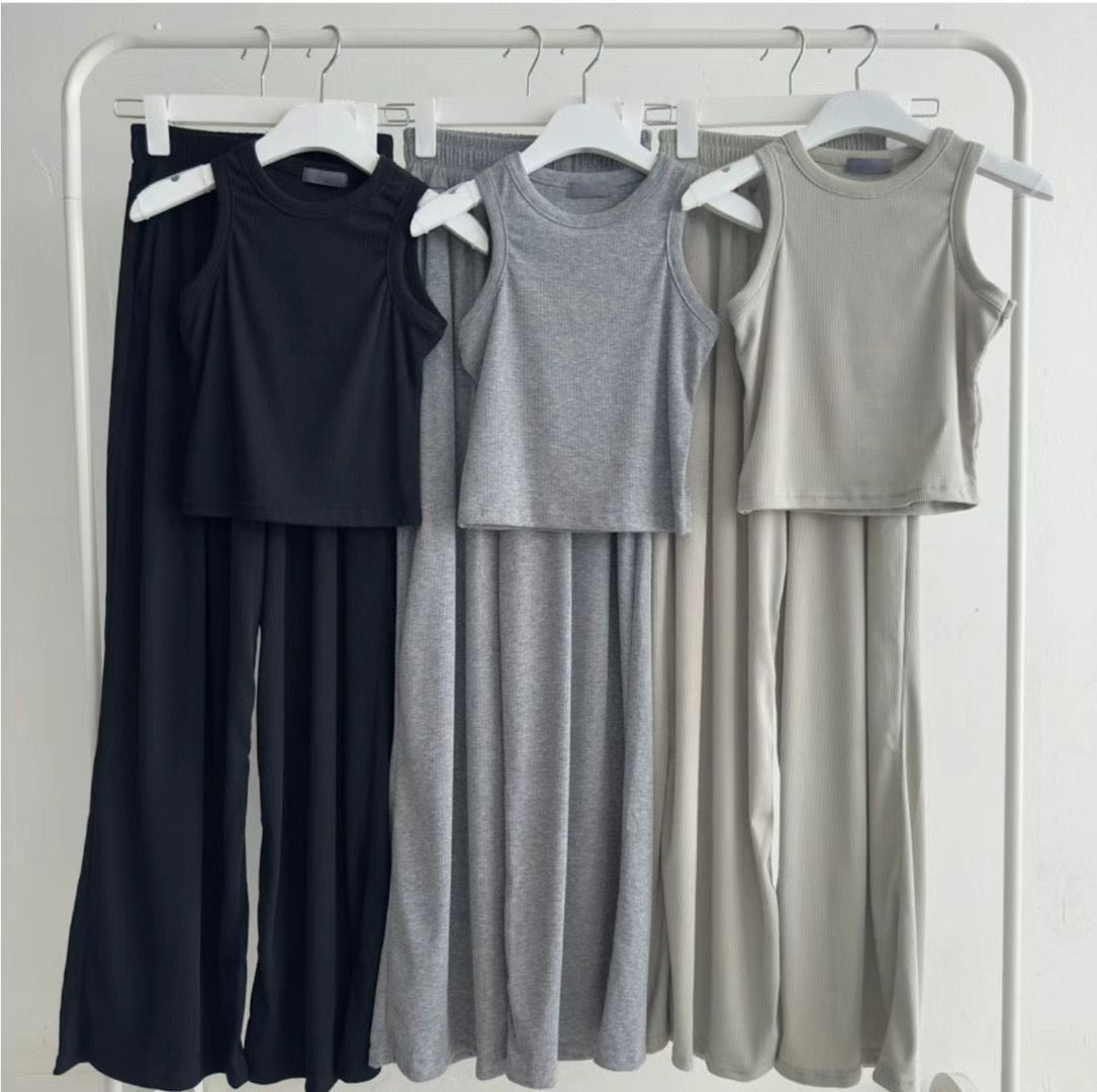 【返學必備！】Solid Cozy Tank Top & Pants Set