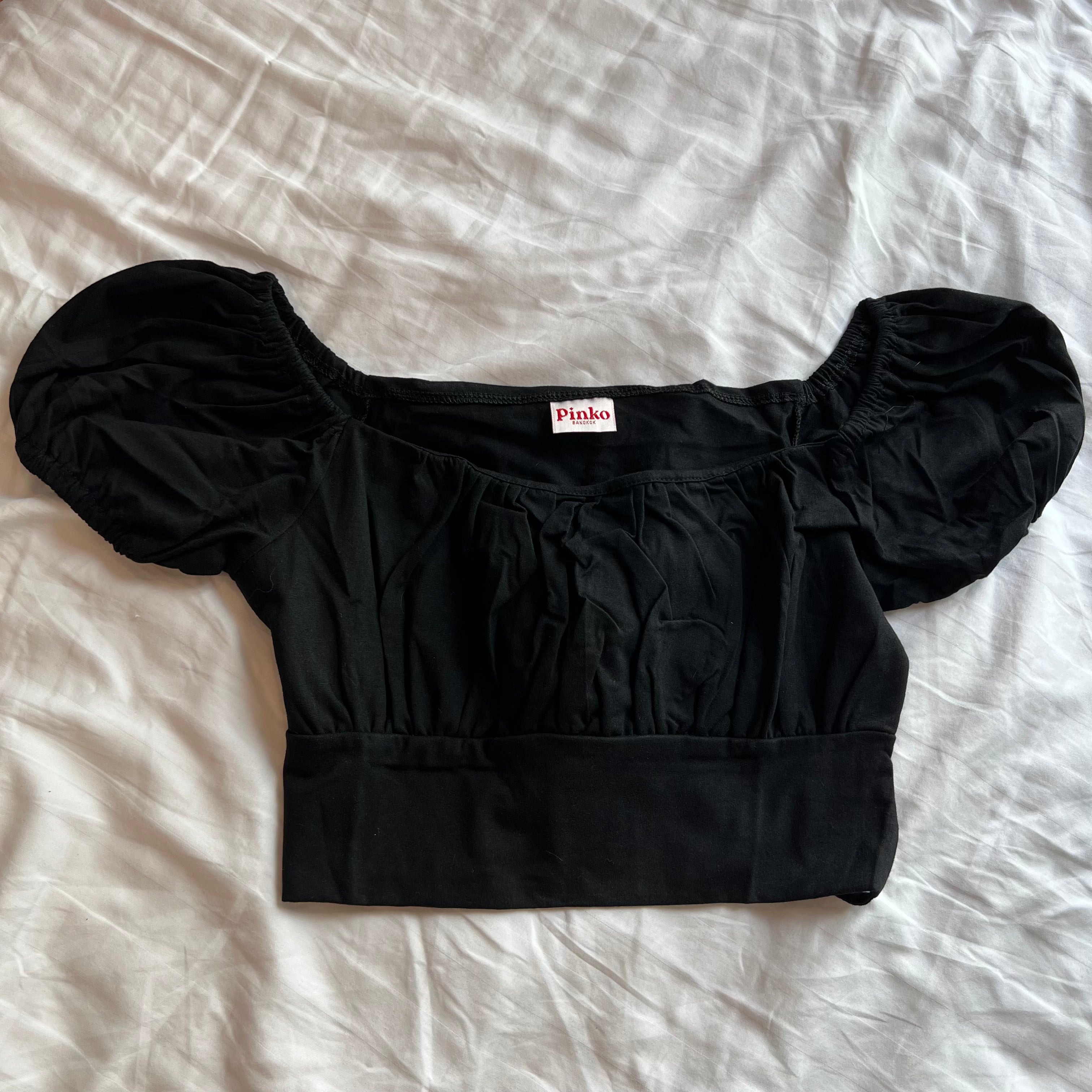 #T017 - U Neck Tie Black Solid Crop Top