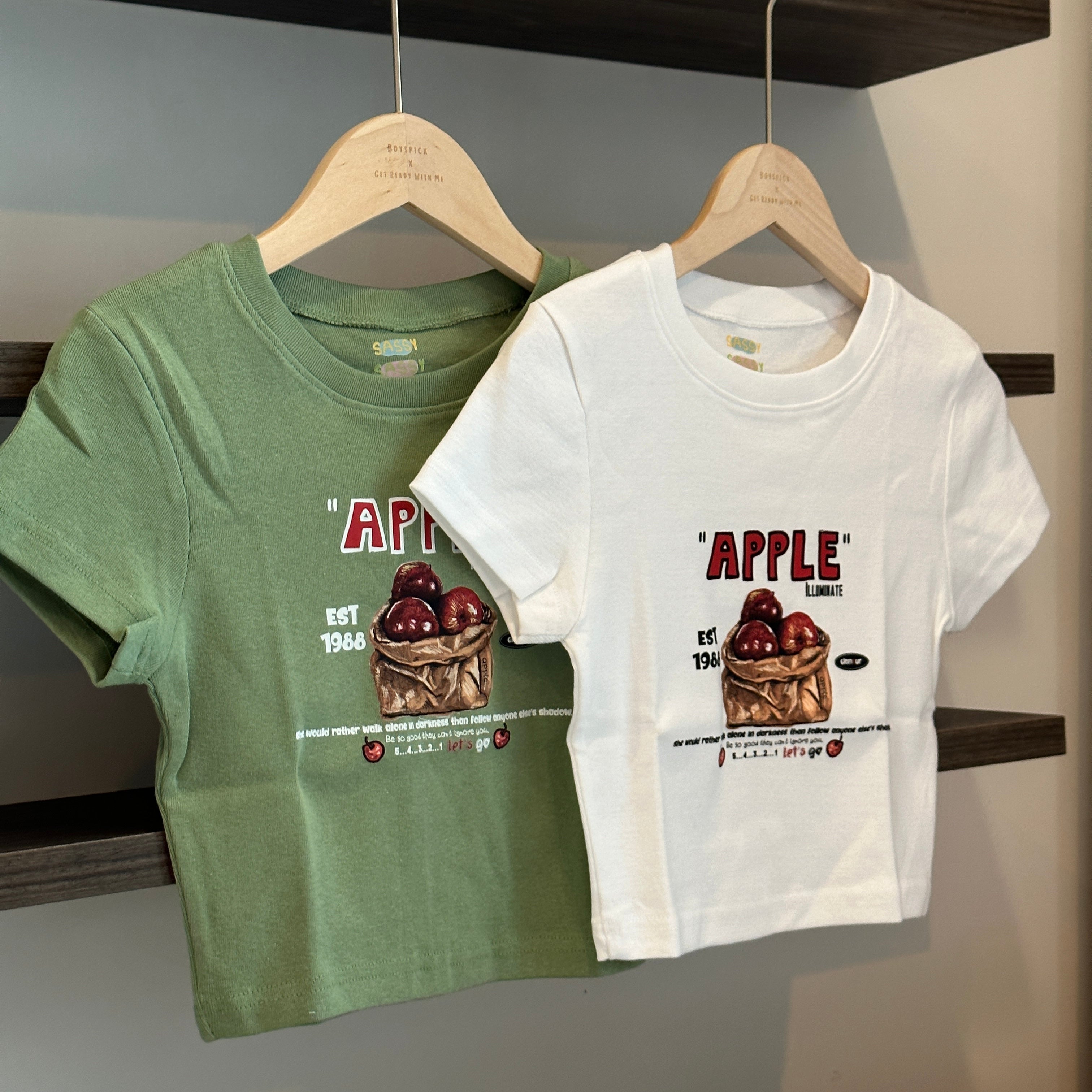 #T064 - Apple Crop Top