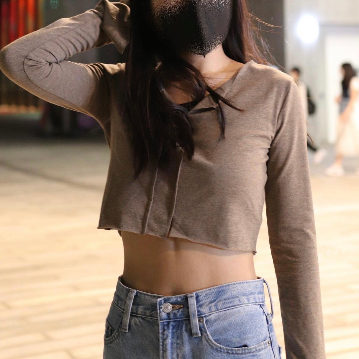Dolly V Neck Long Sleeve Crop Top