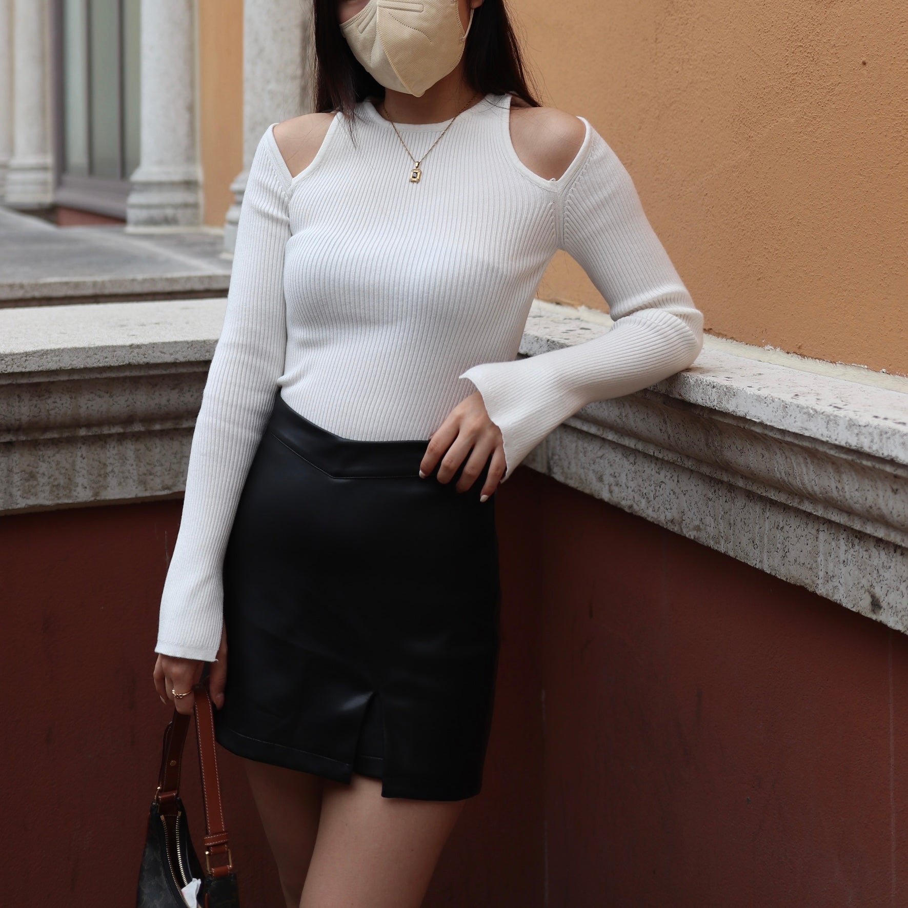 Bennett Shoulder Cut Long Sleeve Top