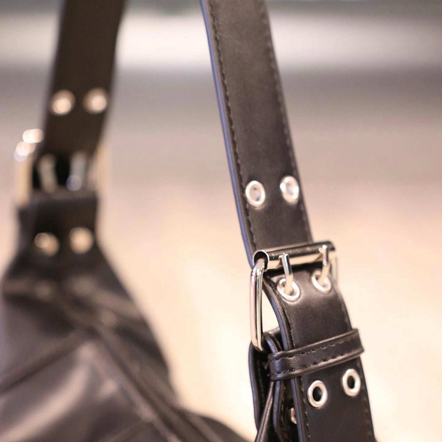 Opal Solid Shoulder Bag