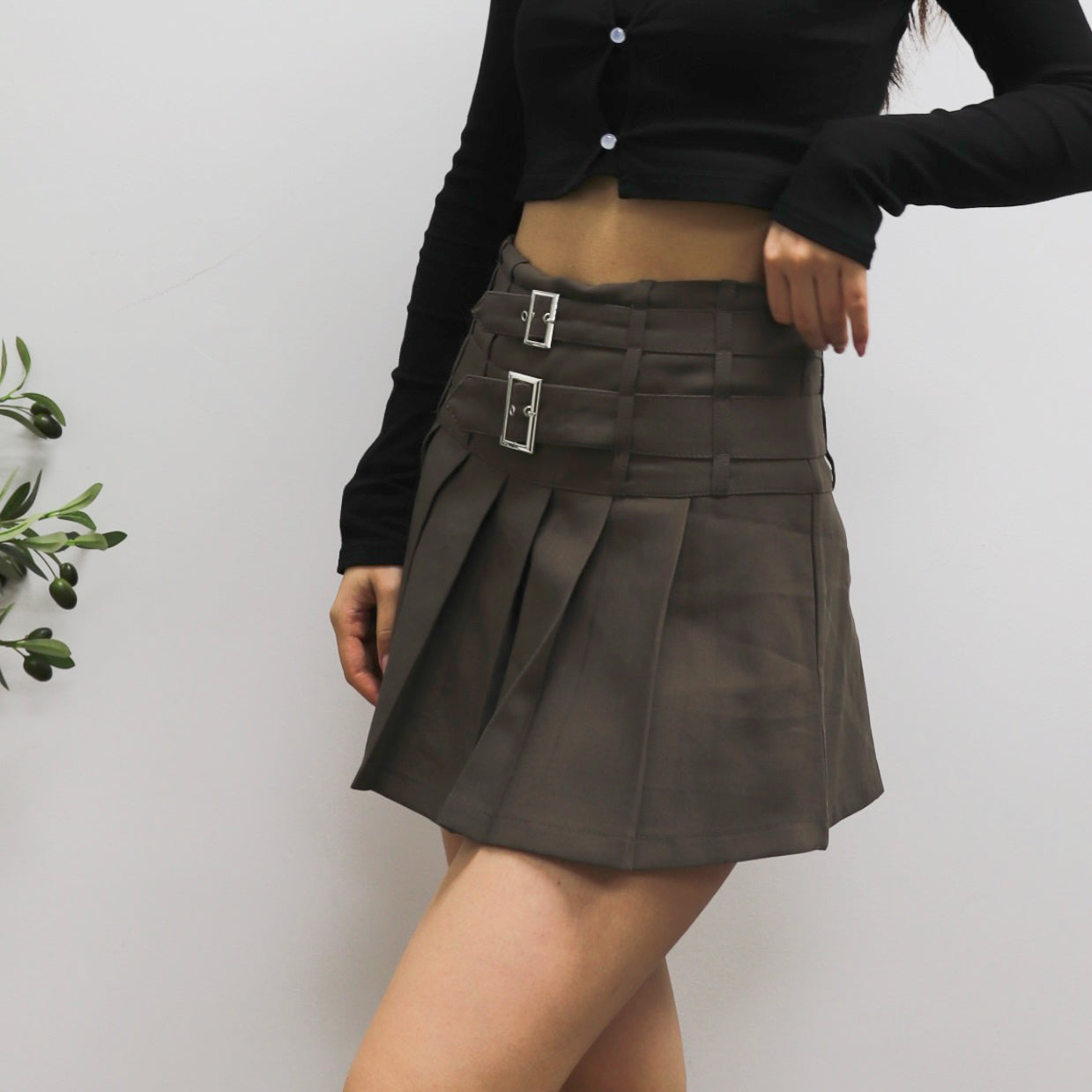 Fianna Solid Pleated Skirt